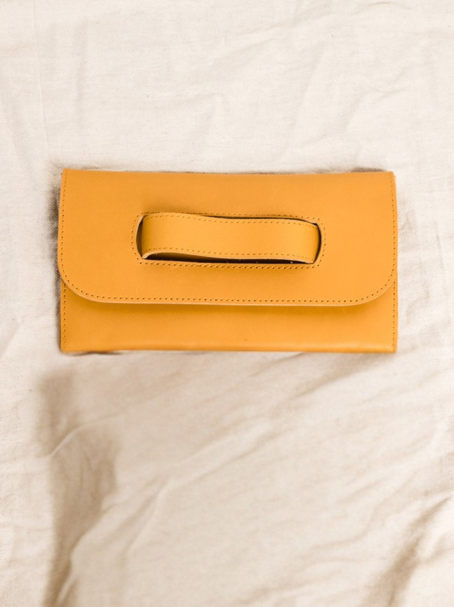 Mare Handle Clutch