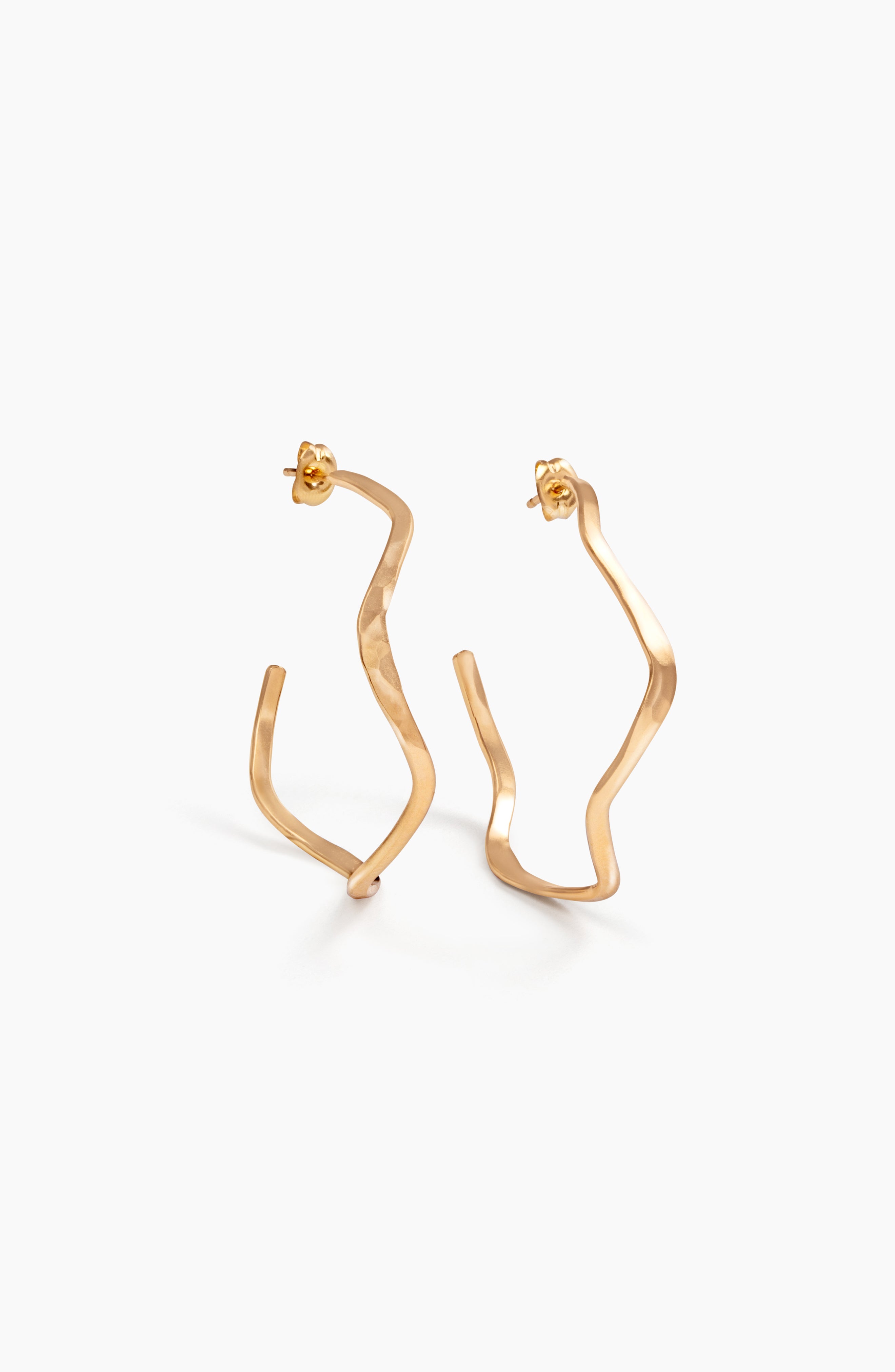 Olivia Wavy Hoops
