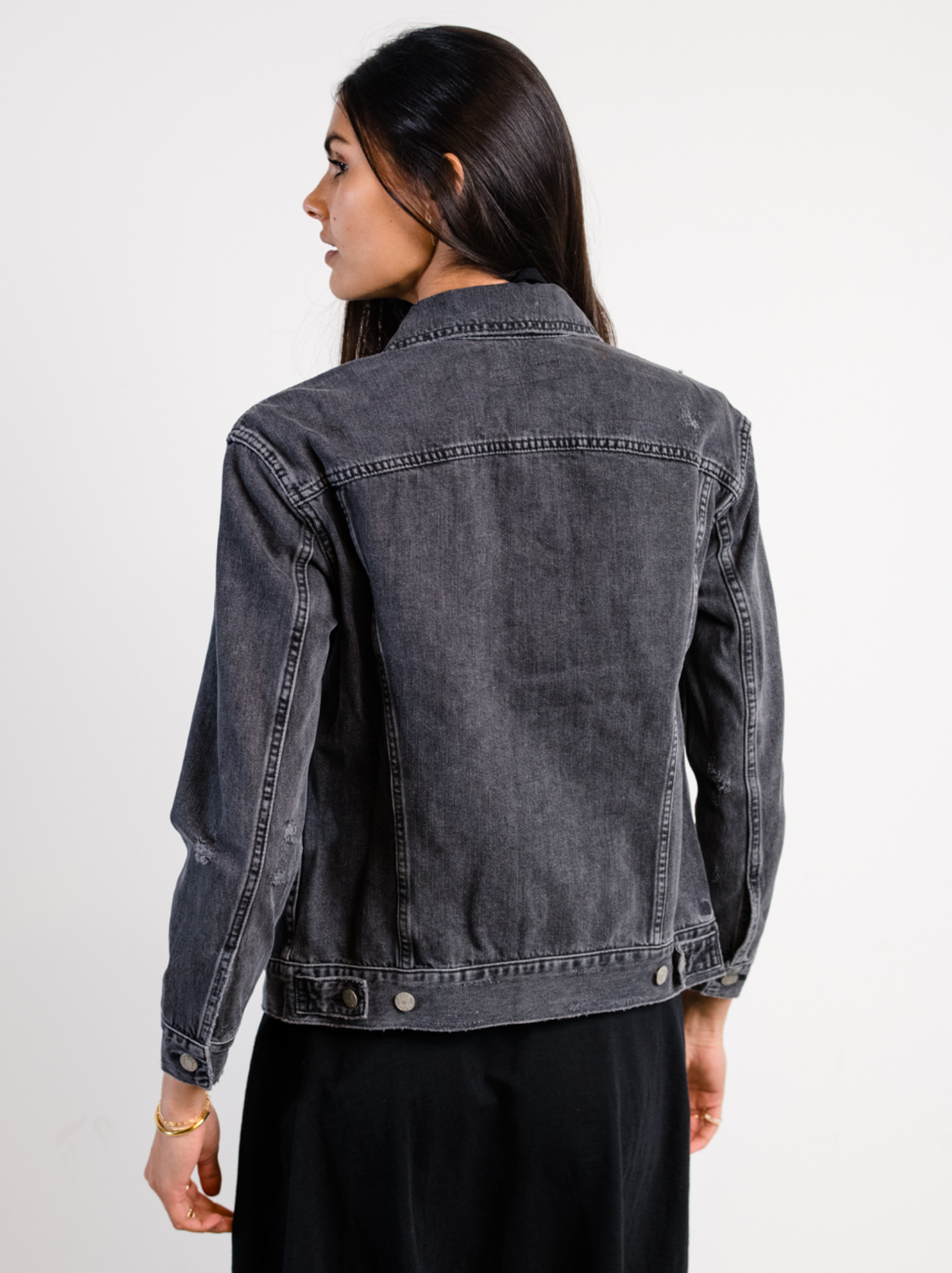 Person wearing The Merly Jacket Washed Black on a white background