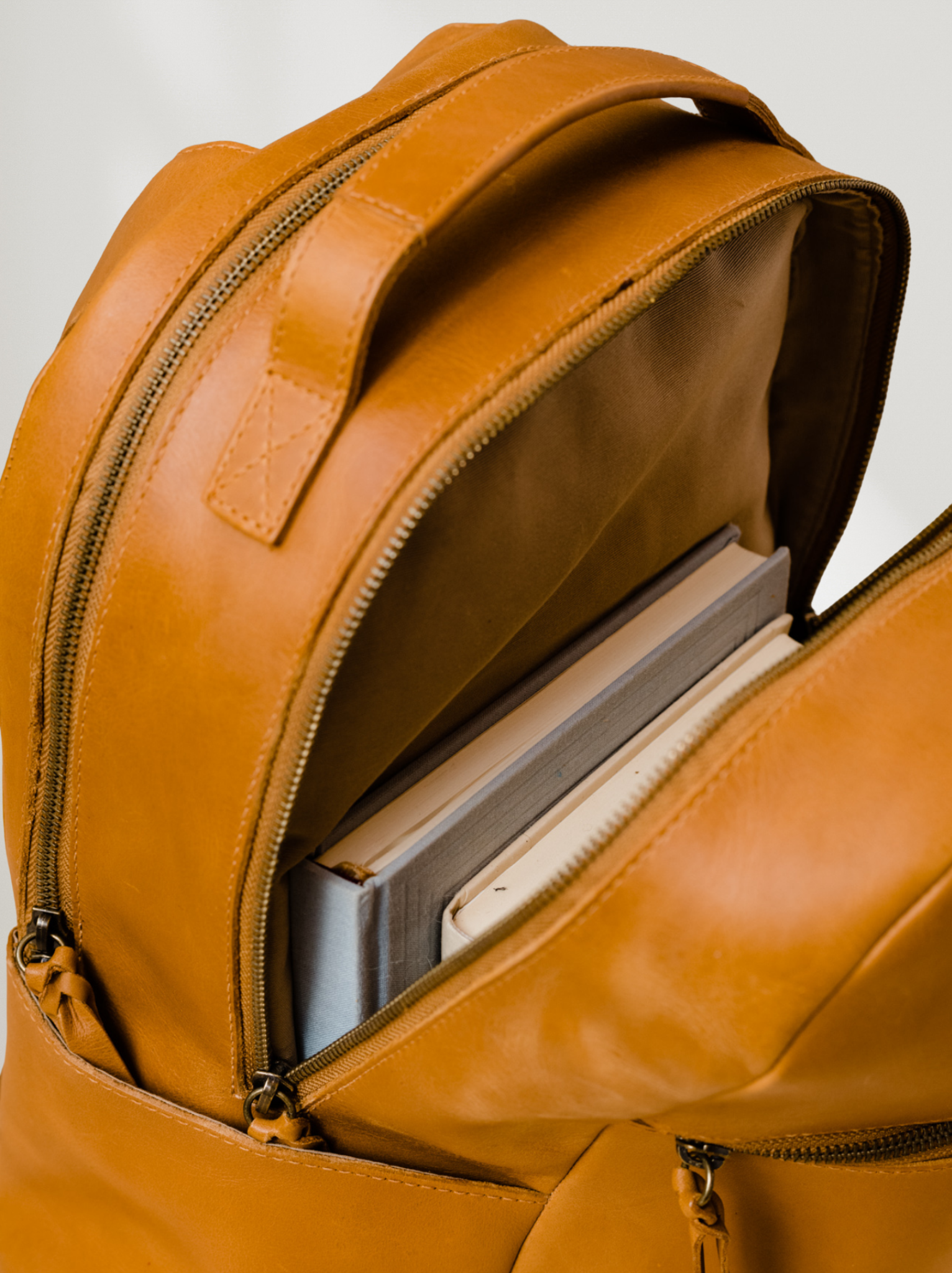 Alem Backpack Alem Backpack