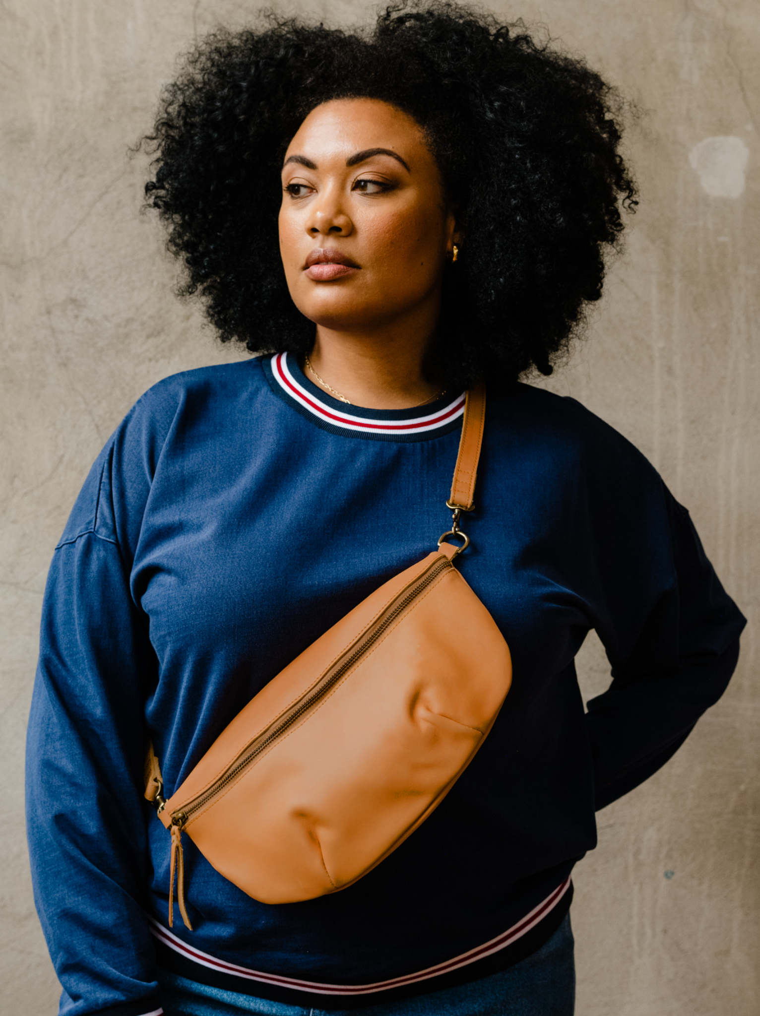 Cognac sales belt bag