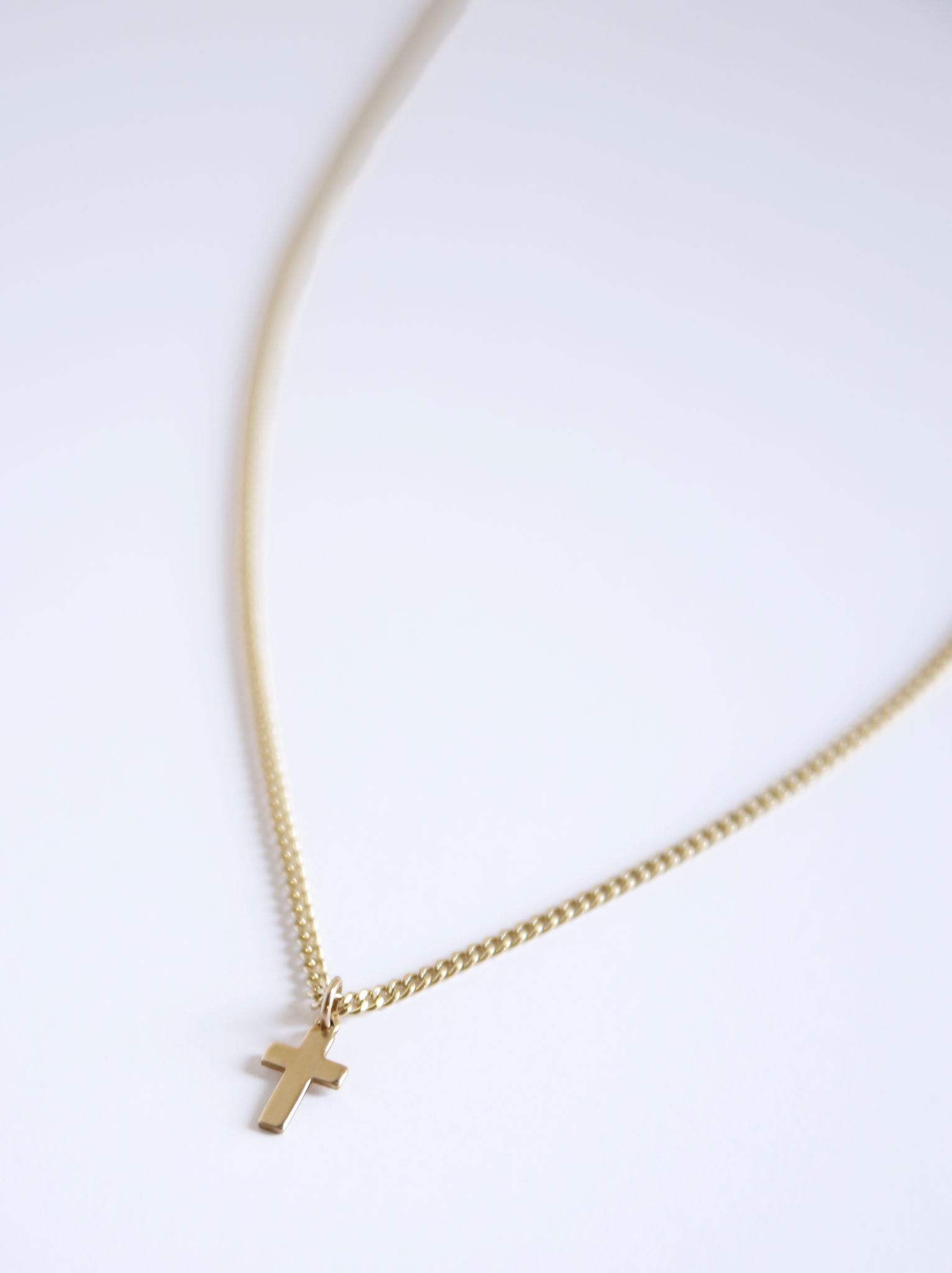 Cross Pendant Curb Chain Necklace