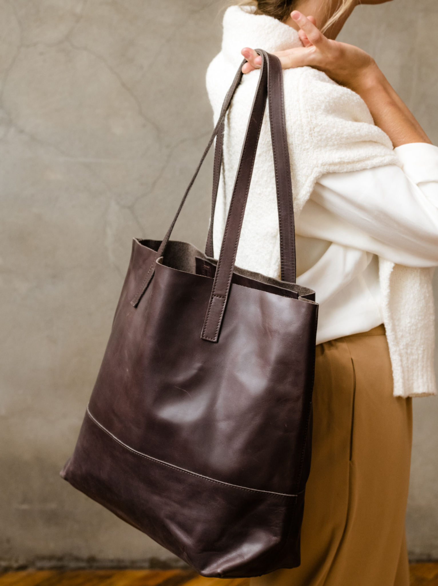 Mamuye Classic Tote Able
