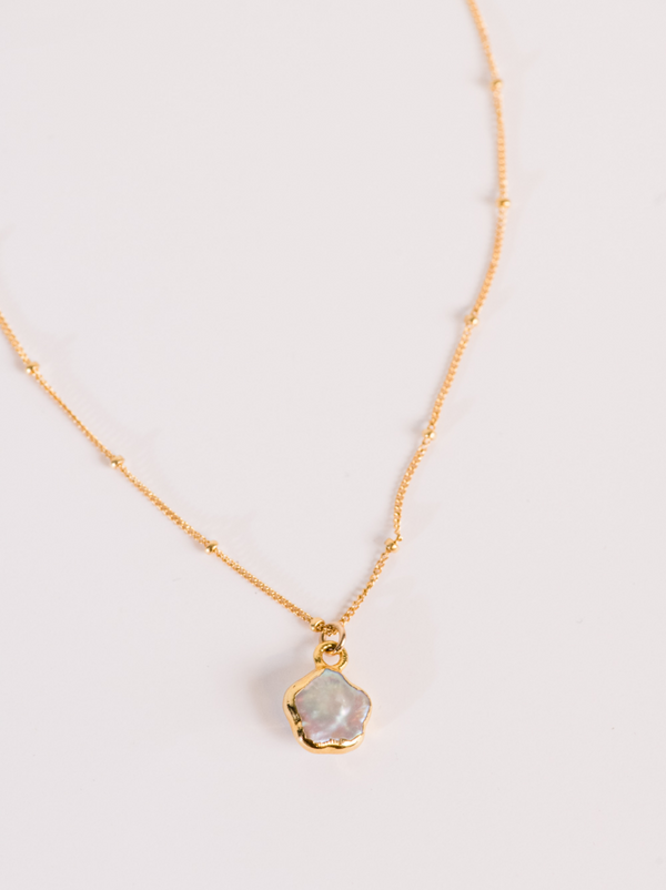 Pearl Flower Necklace