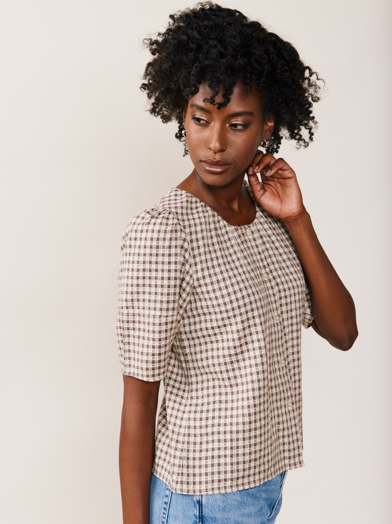 Lifestyle - Brown Gingham
