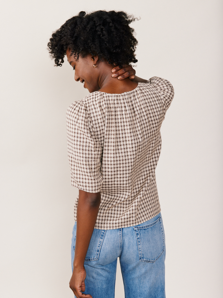 Lifestyle - Brown Gingham