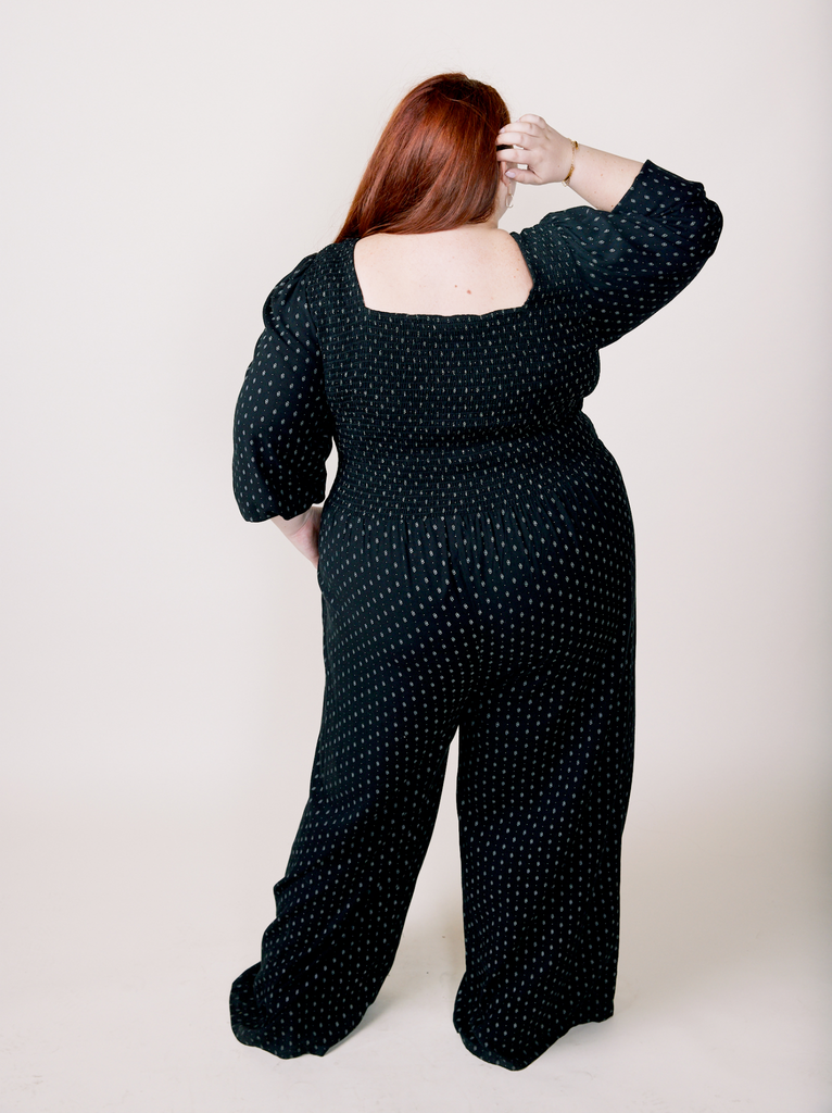Lifestyle - Black Diamond Dot