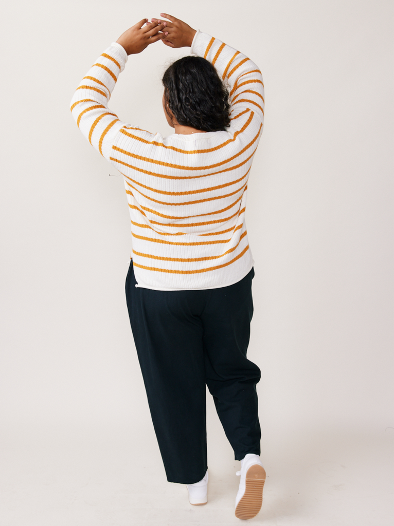 Lifestyle - Paprika/Antique White Stripe